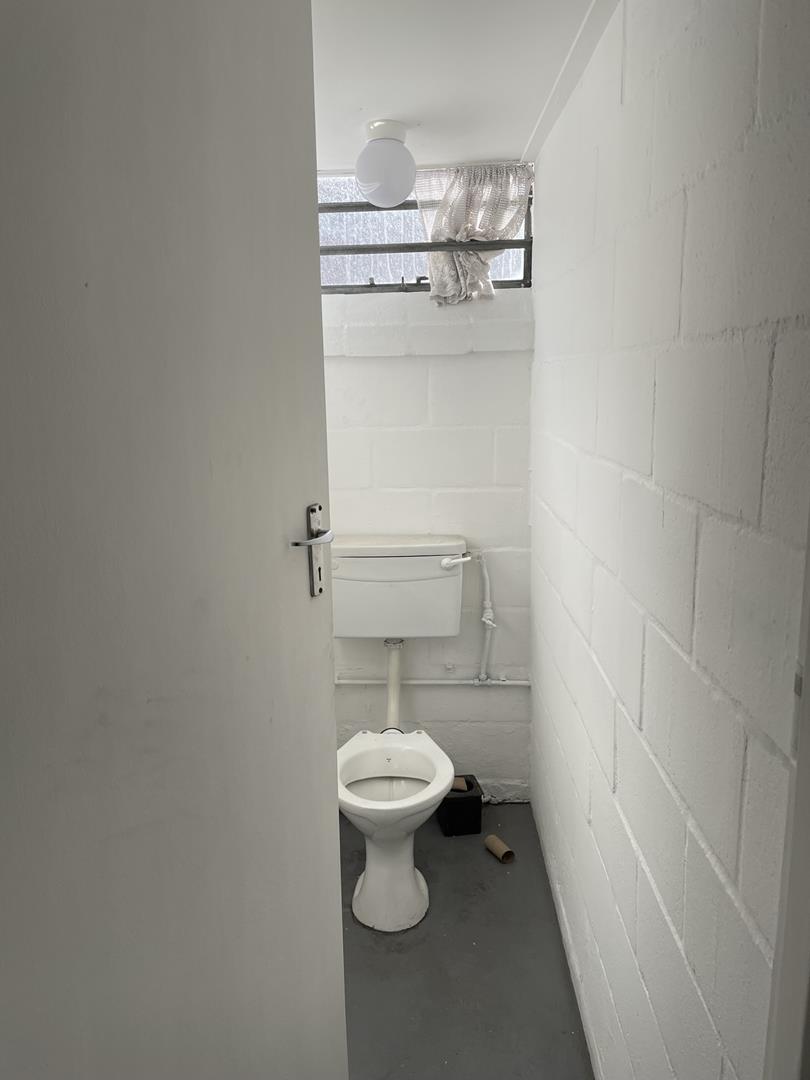 To Let commercial Property for Rent in Retreat Western Cape